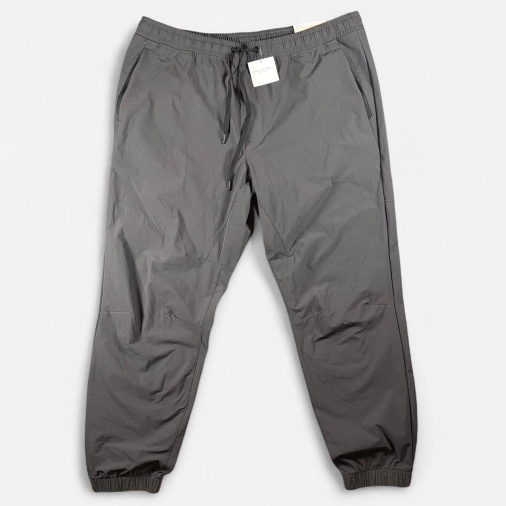 NEW American Eagle Grey Airflex+ Performance 24/7 Tech Jogger Size XL